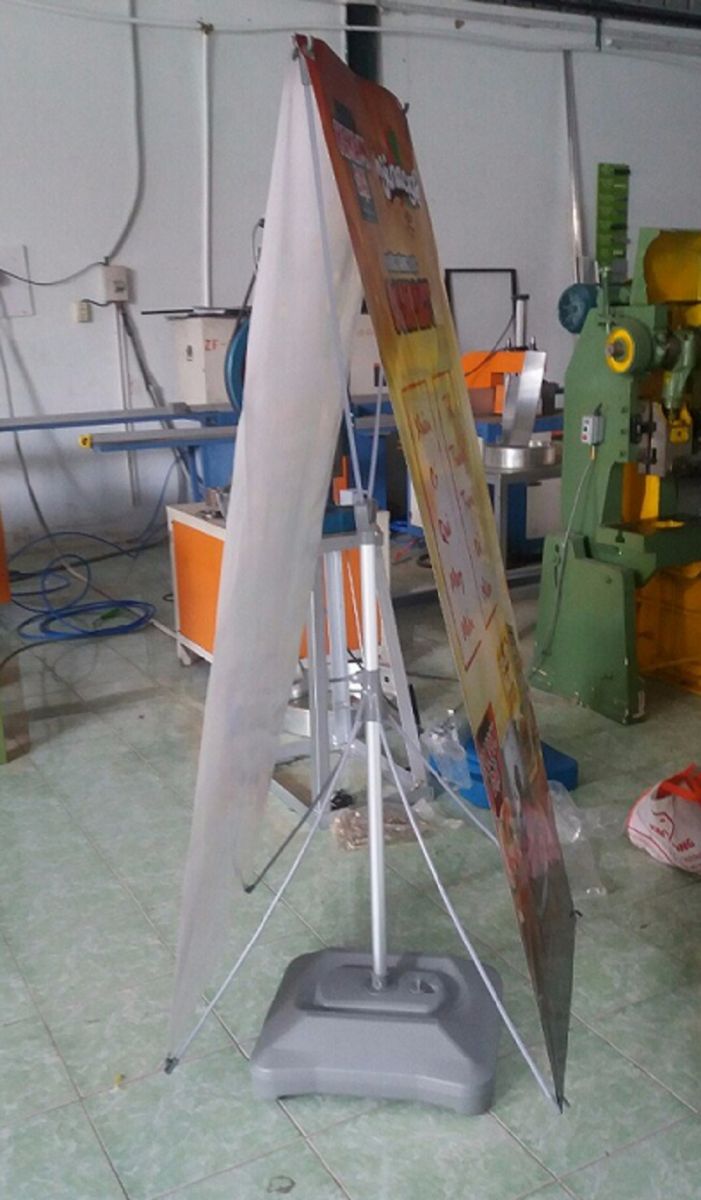 Standee-de-nuoc-4
